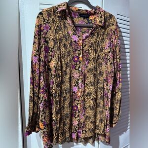 Jane and Delancey Black Floral Button-Down Shirt with Purple & Gold Accents